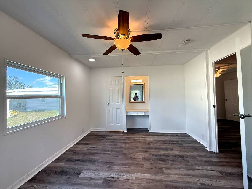 24 Date Ave a Bradenton, FL Mobile or Manufactured Home for Sale